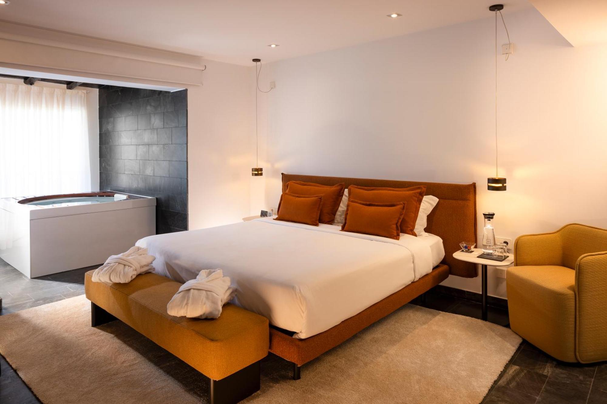 Hotel Boutique Ses Pitreras San Antonio  Buitenkant foto