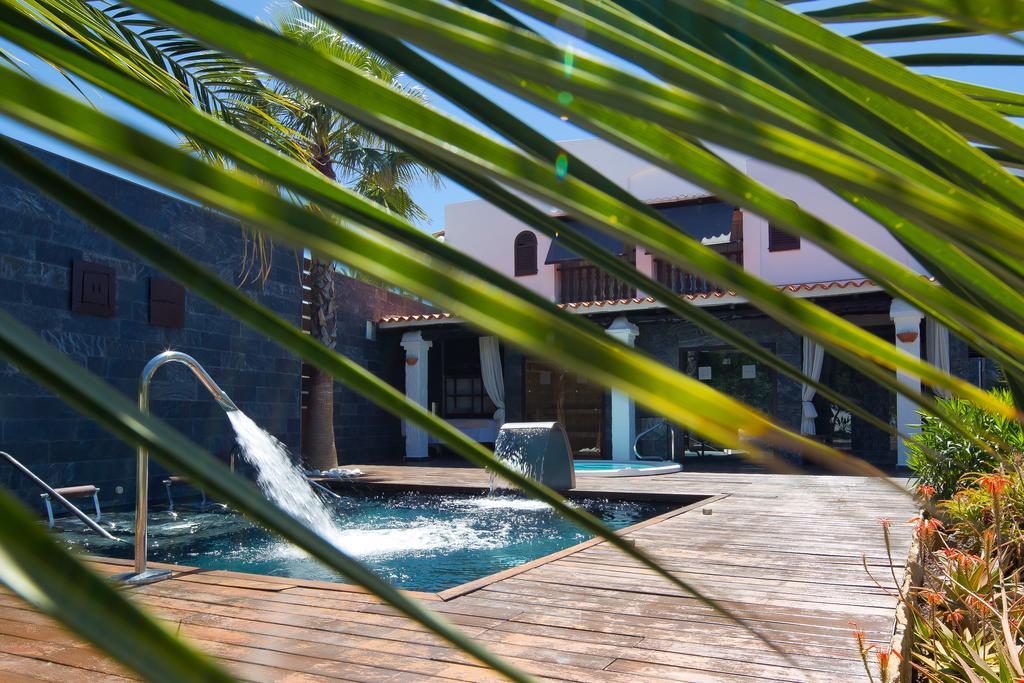 Hotel Boutique Ses Pitreras San Antonio  Buitenkant foto